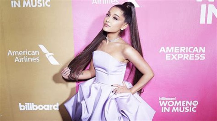 Ariana Grande Rocks Bikini Top & Gloves For r.e.m. Beauty Campaign – Hollywood Life