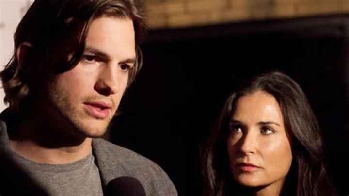 Demi Moore Claims Ashton Kutcher Embarrassed Her With Drunken Toilet Photo: It Was ‘Shaming’