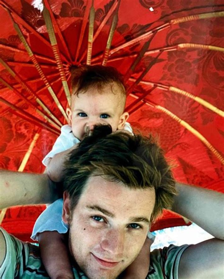 Ewan McGregor’s Daughter, Clara, 25, Smiles Brightly At Gala 1 Month After Dog Bit Her Face