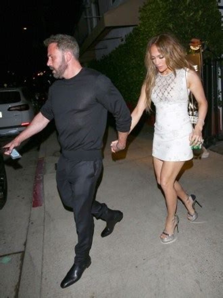 Jennifer Lopez & Ben Affleck Hold Hands On Beach Stroll With Pal Matt Damon — Photos
