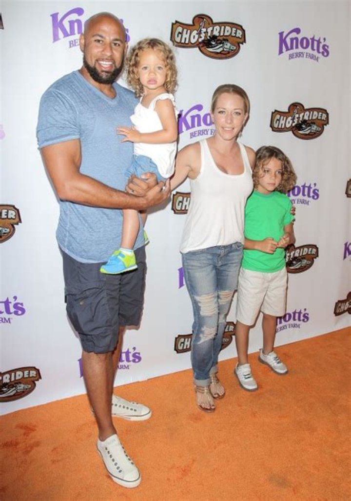 Kendra Wilkinson & Hank Baskett’s Romance Relived In Photos – Hollywood Life