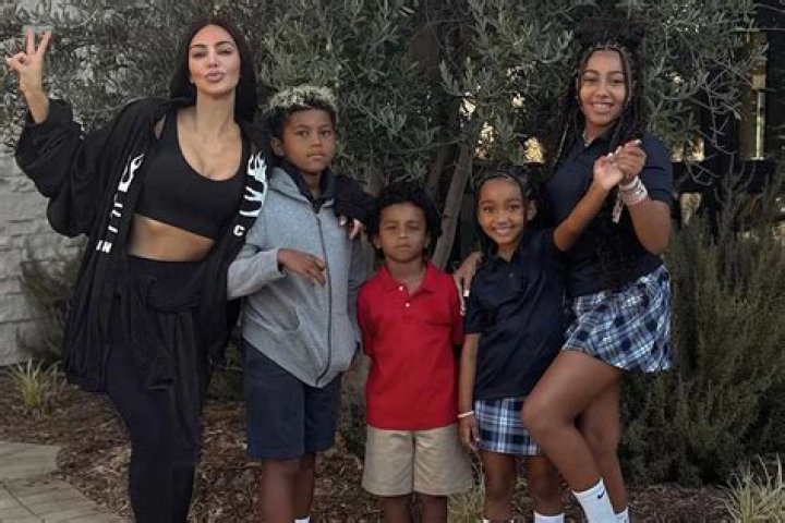 Kim Kardashian Has Life-Changing Visit To Planned Parenthood & Learns It’s Not Just ‘An Abortion Clinic’