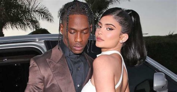 Kylie Jenner & Travis Scott Spending Holidays Together: Why Friends Think They’ll Rekindle Romance