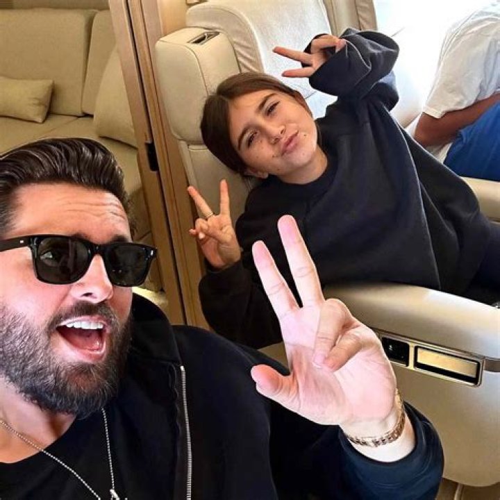Scott Disick Holding Hands With Kendall Jenner? See Shocking Pic