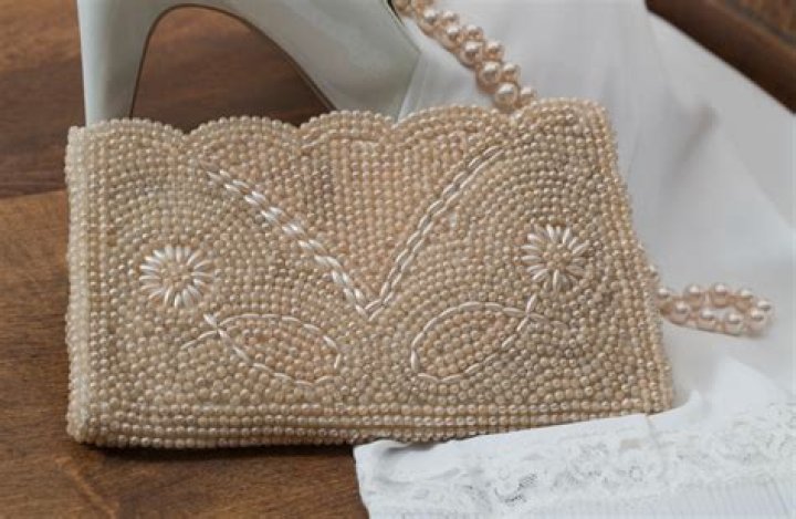 These Stunning Beaded Purses Will Look So Good in Your Collection